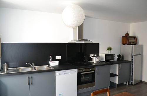 Castet Apartment | New apartment 25 minutes from the ski resort of Gourette.