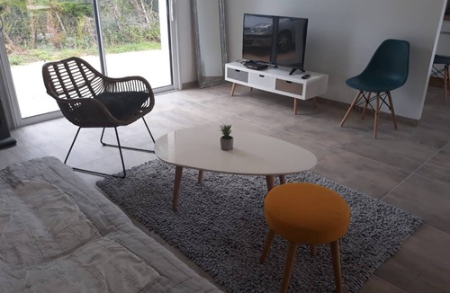 Migne-Auxances House | New house in quiet location 5mm from futuroscope
