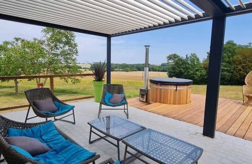 Chillac House | New house, relaxing countryside home with pool