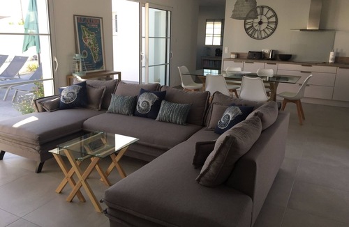 La Bree-les-Bains House | New house with private heated pool, 500 metres from the seafront!