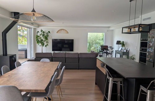 Arcangues House | New house with heated pool