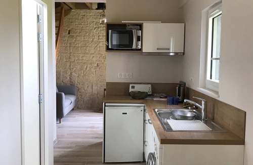 Centre Ville House | New L'horizon gîte in an exceptional town location. Free parking