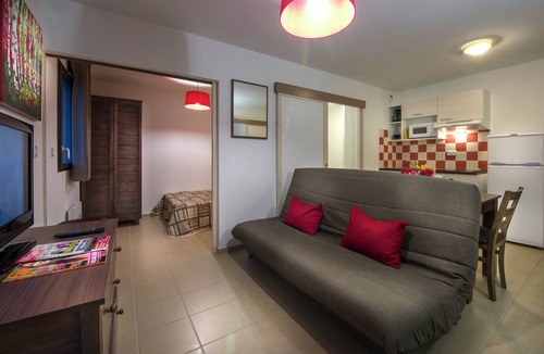 Les Eyzies Apartment | Nice apartment with shared pool in Dordogne