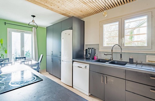 Blaye House | Nice home in Blaye with WiFi