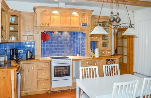 Bourg-du-Bost House | Nice home in Bourg du bost with WiFi