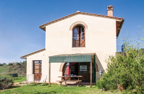 Toiano House | Nice home in Toiano PI with WiFi