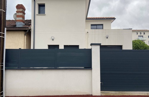 Cenon Apartment | Nice new Studio 10mins from Bordeaux and 50m from the tramway
