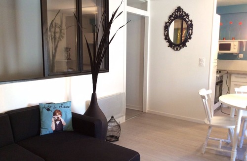 La Rochelle Apartment | Nice quiet apartment for 6 people 5 min from the beach