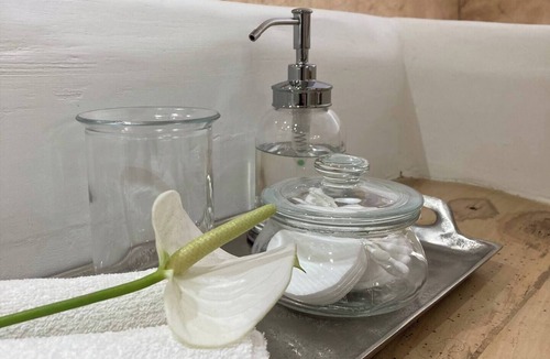 Mansle Bed & Breakfast | No12 is a unique,boutique B&B 3