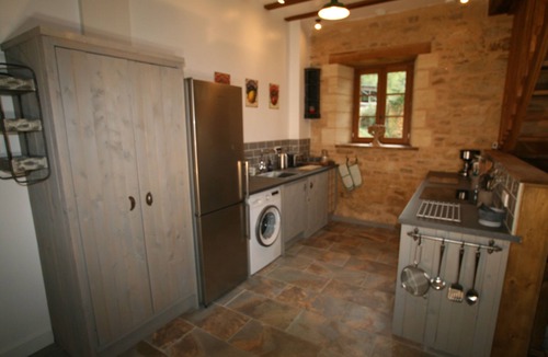 Saint-Sulpice-d'Excideuil House | Oak Barn Luxury Self Catering Property with pool, ideal for families and couples