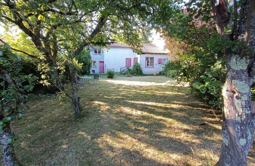 Adriers House | Old French Village House With Large Garden