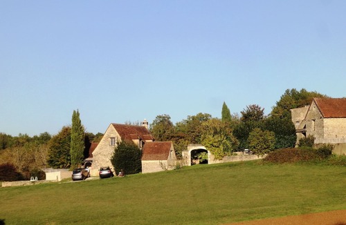 Saint-Amand-de-Coly House | Oléandre is a holiday home "de charme" for 8 people with private swimming pool.