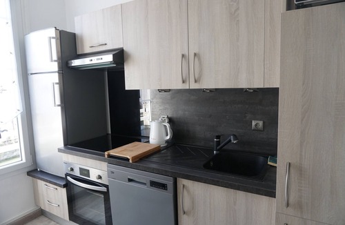 Marans Apartment | On the quays of the Sèvre 20 km from la Rochelle by weel maintened cycle pathe.