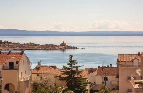 Bili brig Apartment | One-Bedroom Apartment in Makarska