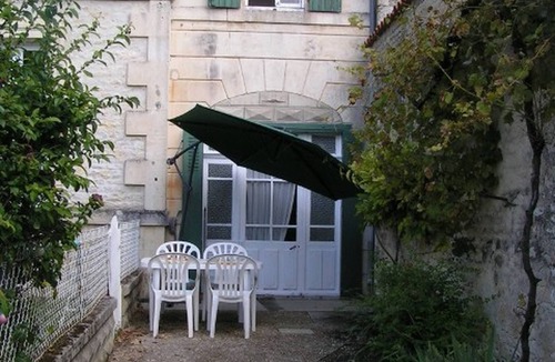 Duil-sur-le-Mignon House | Orion, Les Constellations