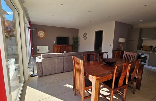 Lacanau-Ocean Apartment | Pasino bright apartment 80m²+patio 40m², WIFI, Parking, 6p, N°8