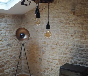 Montalembert Apartment | Pays de Joie - Gite-Loft Le Piano