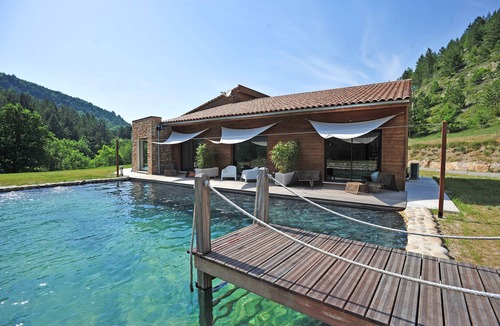 La Roche-sur-le-Buis Cottage | Peace and serenity in the heart of Provence