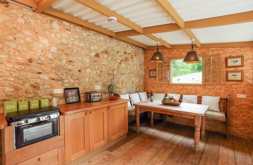 Saint-Martin-des-Combes Cottage | Peaceful Dordogne location, nature lovers paradise.