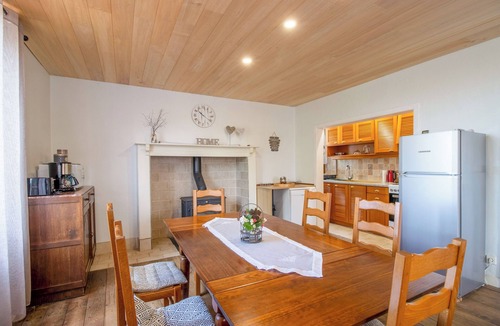 Chalais House | Peaceful Family Getaway in Nature with Shared Pool and Activities