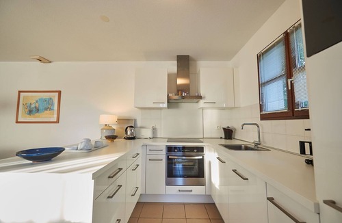 Salles Villa | Peaceful Villa in Castle Park