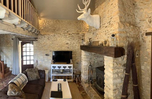 Sainte-Alvere-Saint-Laurent-les-Batons House | Perigordian house with swimming pool "Les Combettes"