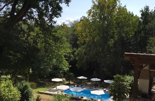 Le Buisson-de-Cadouin Cottage | Périgourdine house in a beautiful estate with swimming pool in the heart of Périgord