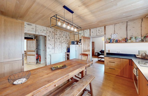 Saint-Estephe House | Pet friendly home in SAINT ESTEPHE