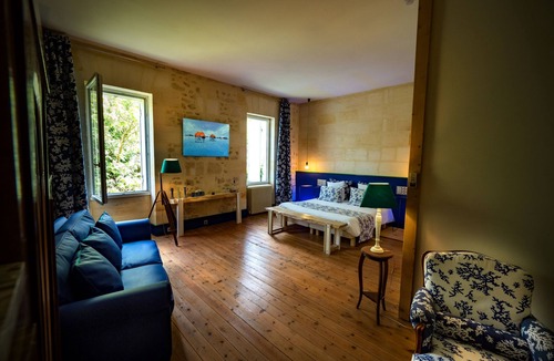 Fronsac Bed & Breakfast | Petit Garros