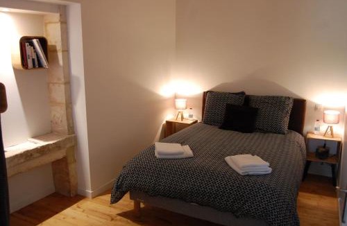 La Rochette House | PETIT GITE EN BRACONNE