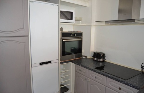 Saintes Apartment | ❀ Pied à terre ❀ Town center/Air conditioning/Parking
