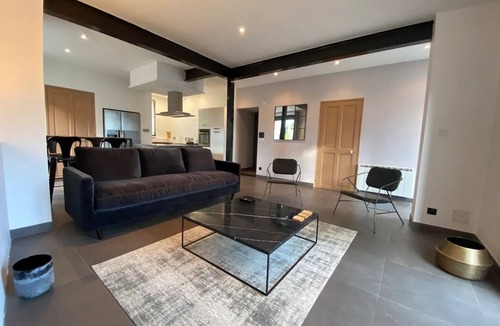 Morieres-les-Avignon Apartment | Pleasant apartment close to all amenities