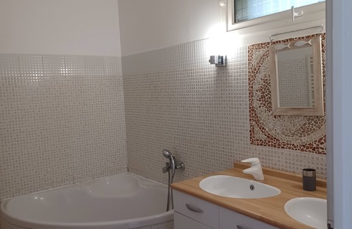 Penne-d'Agenais House | Pleasant quiet townhouse with garden
