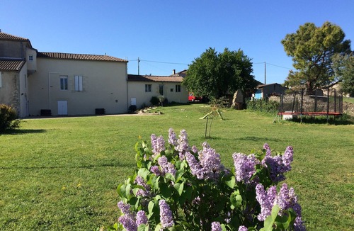 Anglade House | Près Bordeaux Maison rénovée 4*tout confort: calme, piscine ,parc 1ha, étang