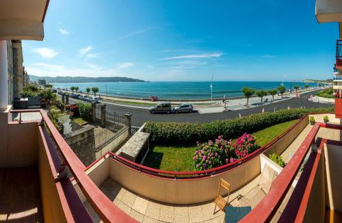Hendaye Apartment | Première ligne de plage, face à la mer