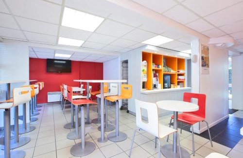 Eysines Hotel | Premiere Classe Bordeaux Eysines-Tour de Gassies