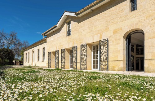 Cenac House | Pretty property in the countryside 20 minutes from Bordeaux