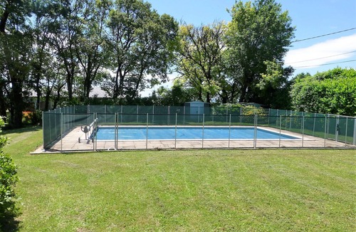 Edon Cottage | Private pool and secluded garden. Sleeps 6 adults maximum + 4 children.