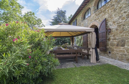 Borgo San Lorenzo Villa | Private Villa with WIFI, hot tub, A/C, private pool, sauna, TV, patio, pets allowed, panoramic view
