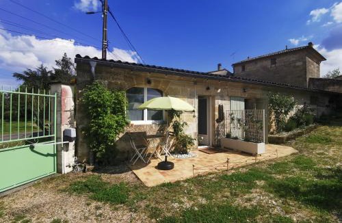Sainte-Terre House | Proche Saint-Émilion, confortable gîte rénové avec terrasse - 2 personnes