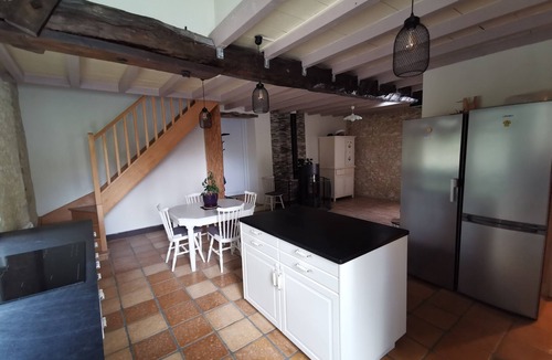 Doudrac House | Propriété Tout Confort Pour Vacances en Famille, Piscine et Jacuzzi u