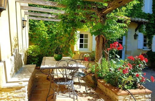 Seguret House | Provencal farmhouse with character at the foot of the Dentelles de Montmirail