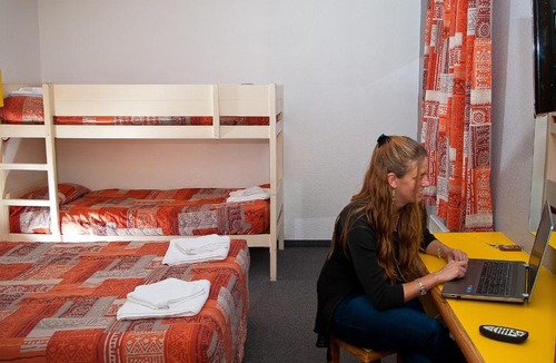 Chasseneuil-du-Poitou Hotel | Quick Palace Poitiers