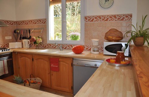 Sarlat-la-Caneda House | Quiet bungalow - private heated pool 5 mins from SARLAT
