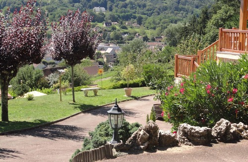 Sarlat-la-Caneda Apartment | Quiet, dead-end street, 10 minutes' walk from the town center, ground floor
