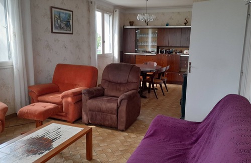 Saint-Etienne-de-Fougeres House | Quiet, 70s-style house with large garden in the heart of the Lot et Garonne region