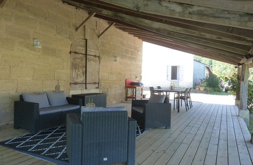 Sainte-Terre House | quiet house on the banks of the Dordogne near Saint Emilion