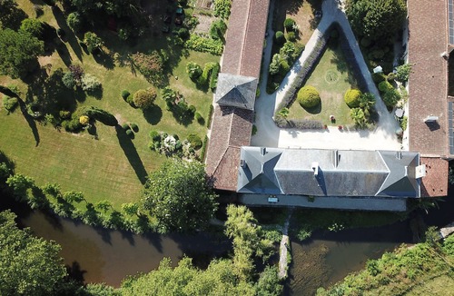Poursay-Garnaud Apartment | Quiet location by the river in unspoiled nature