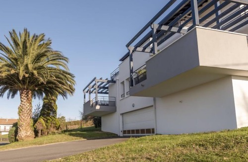 Saint-Jean-de-Luz Apartment | Résidence Baigura by Interhome
