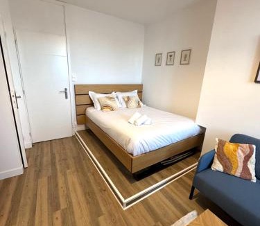 Ruelle-sur-Touvre Apartment | Résidence La Ruelle Secrete - 5 studios -